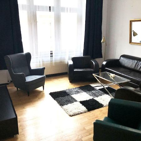 Glamour Apartment Florianska 32 Krakow Bagian luar foto