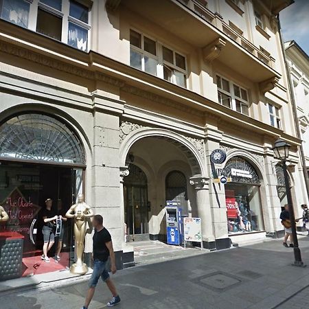 Glamour Apartment Florianska 32 Krakow Bagian luar foto